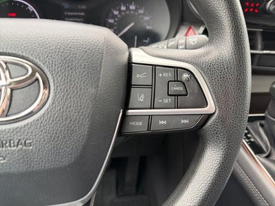 2021 Toyota Sienna LE FWD 8-Passenger (Natl)