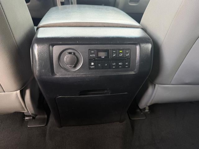 2013 Toyota Sequoia RWD 5.7L SR5 (Natl)