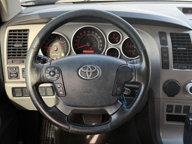 2013 Toyota Sequoia RWD 5.7L SR5 (Natl)