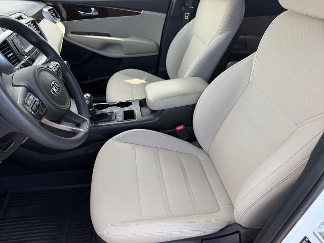 2016 Kia Sorento FWD 4dr 3.3L LX
