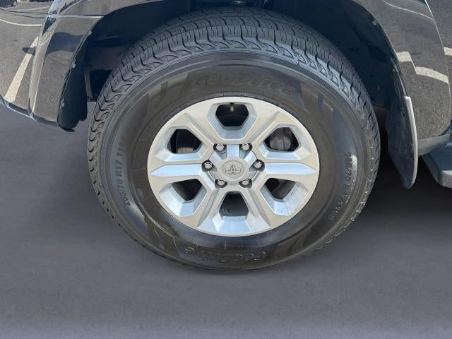 2024 Toyota 4Runner SR5 4WD (GS)