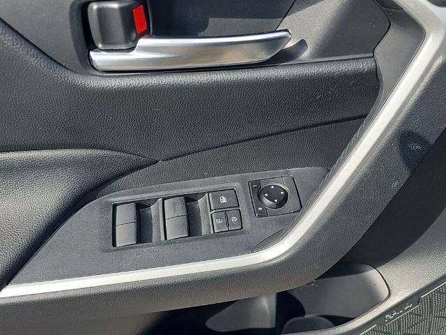2020 Toyota RAV4 XLE FWD (Natl)