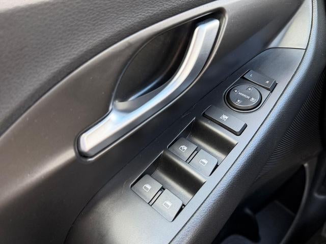 2018 Hyundai ELANTRA GT Auto