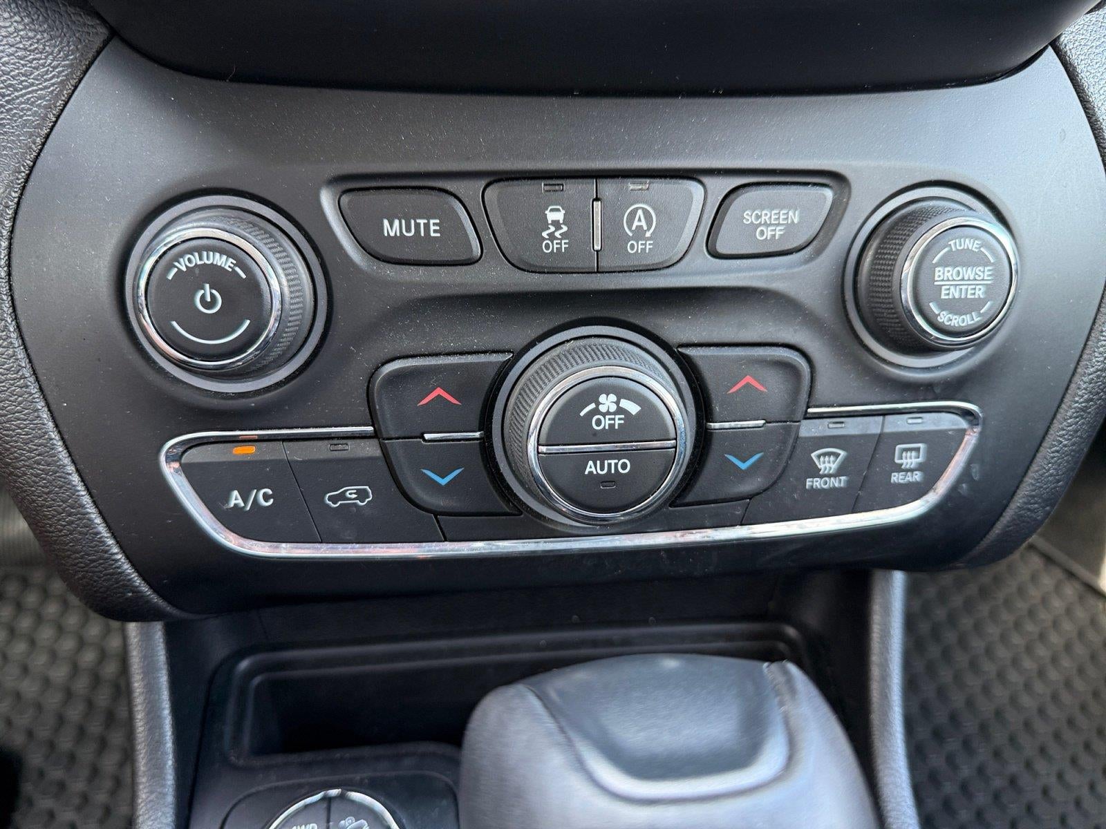 2019 Jeep CHEROKEE TRLHWK
