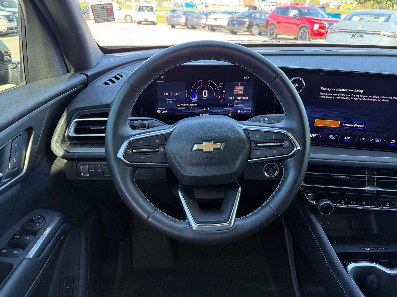 2025 Chevrolet TRAVERSE LT
