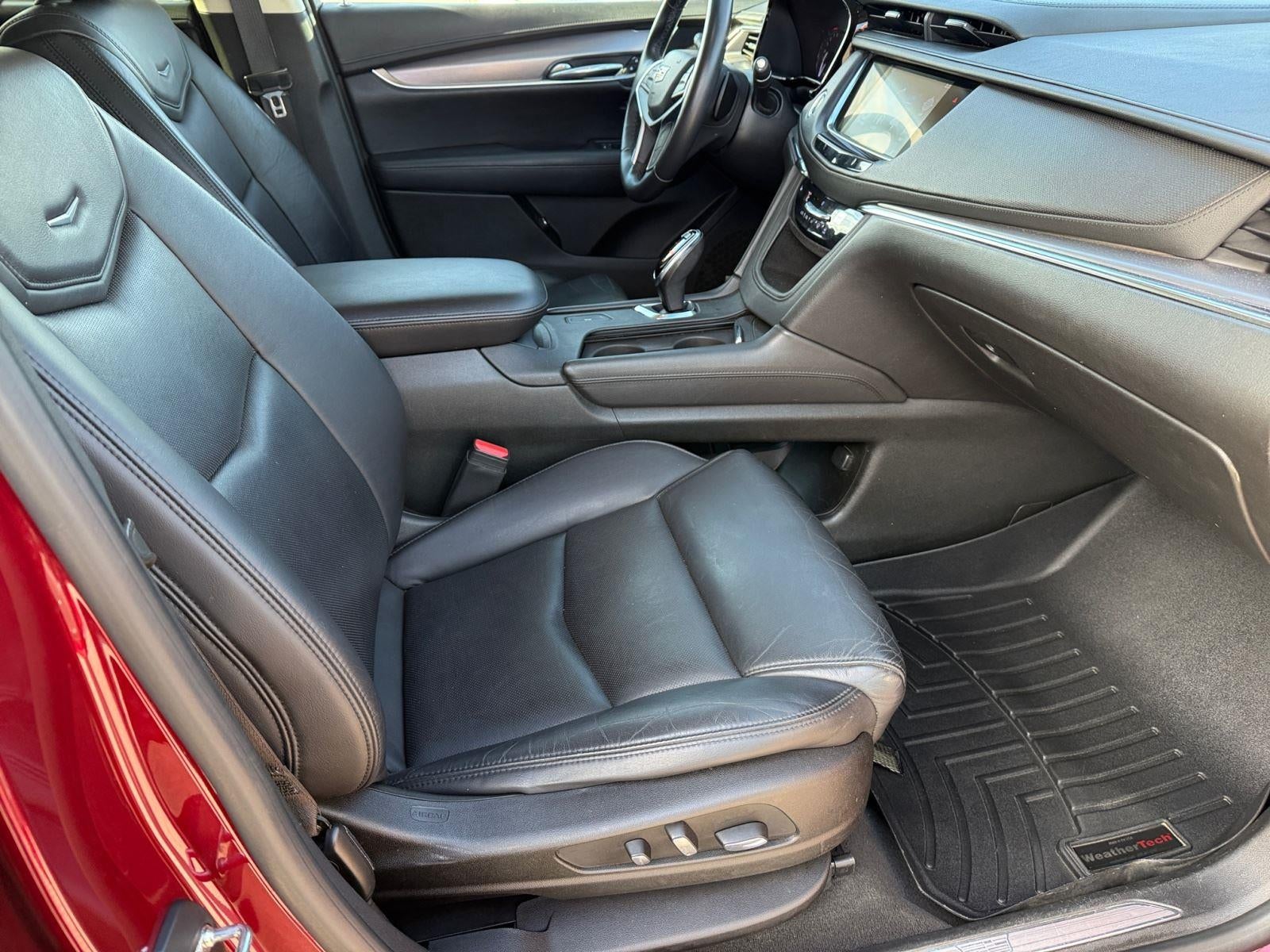 2017 Cadillac XT5 Luxury FWD