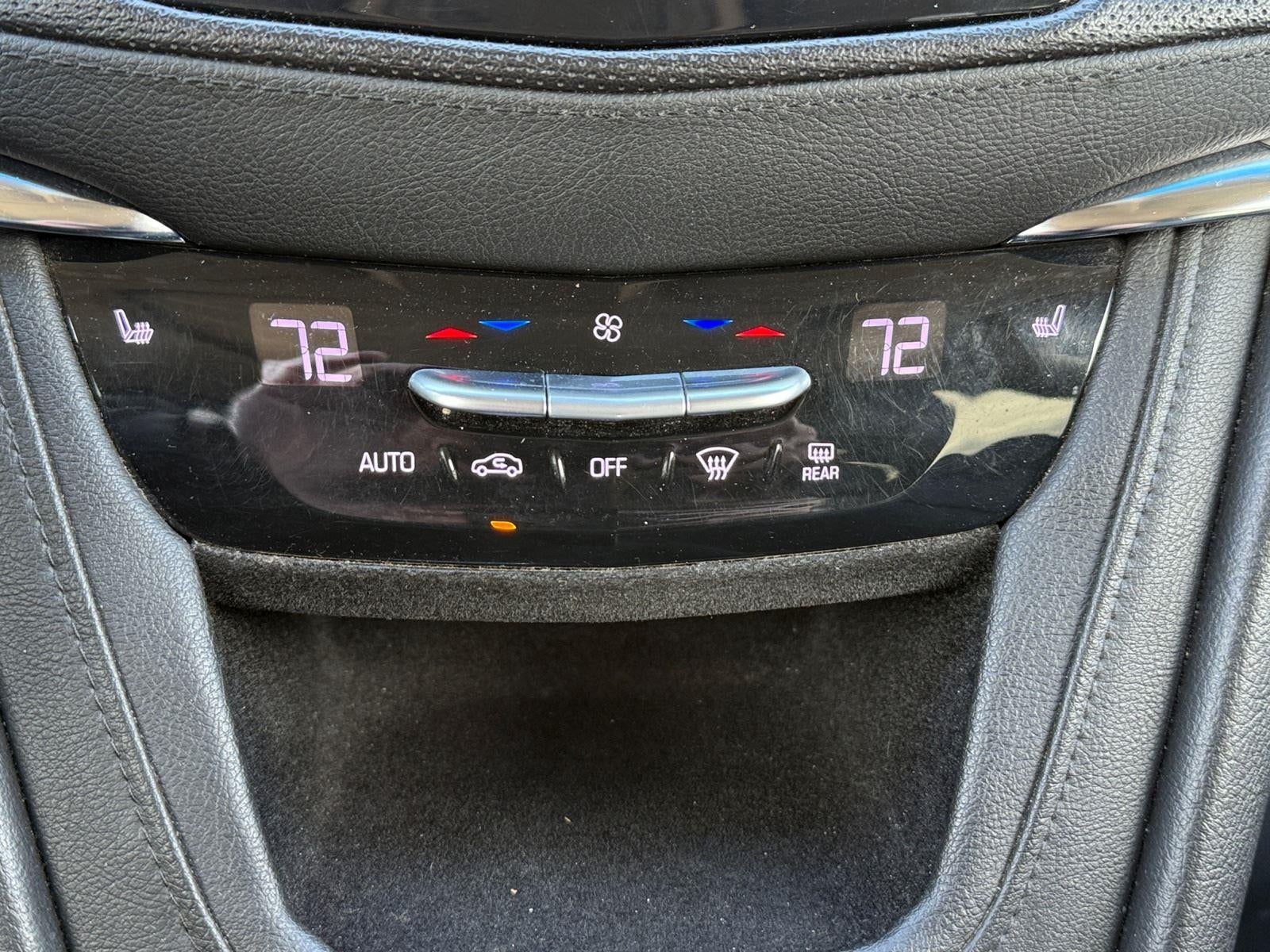 2017 Cadillac XT5 Luxury FWD