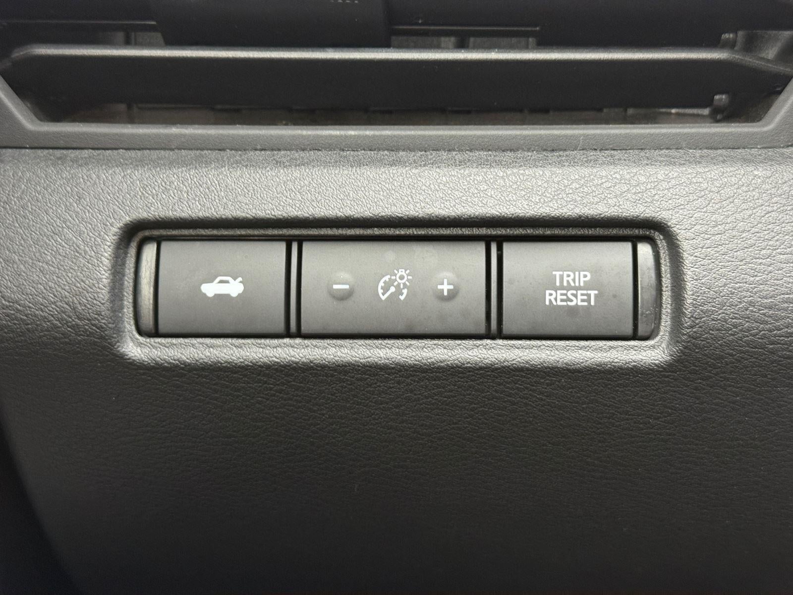 2020 Nissan ALTIMA 25SR