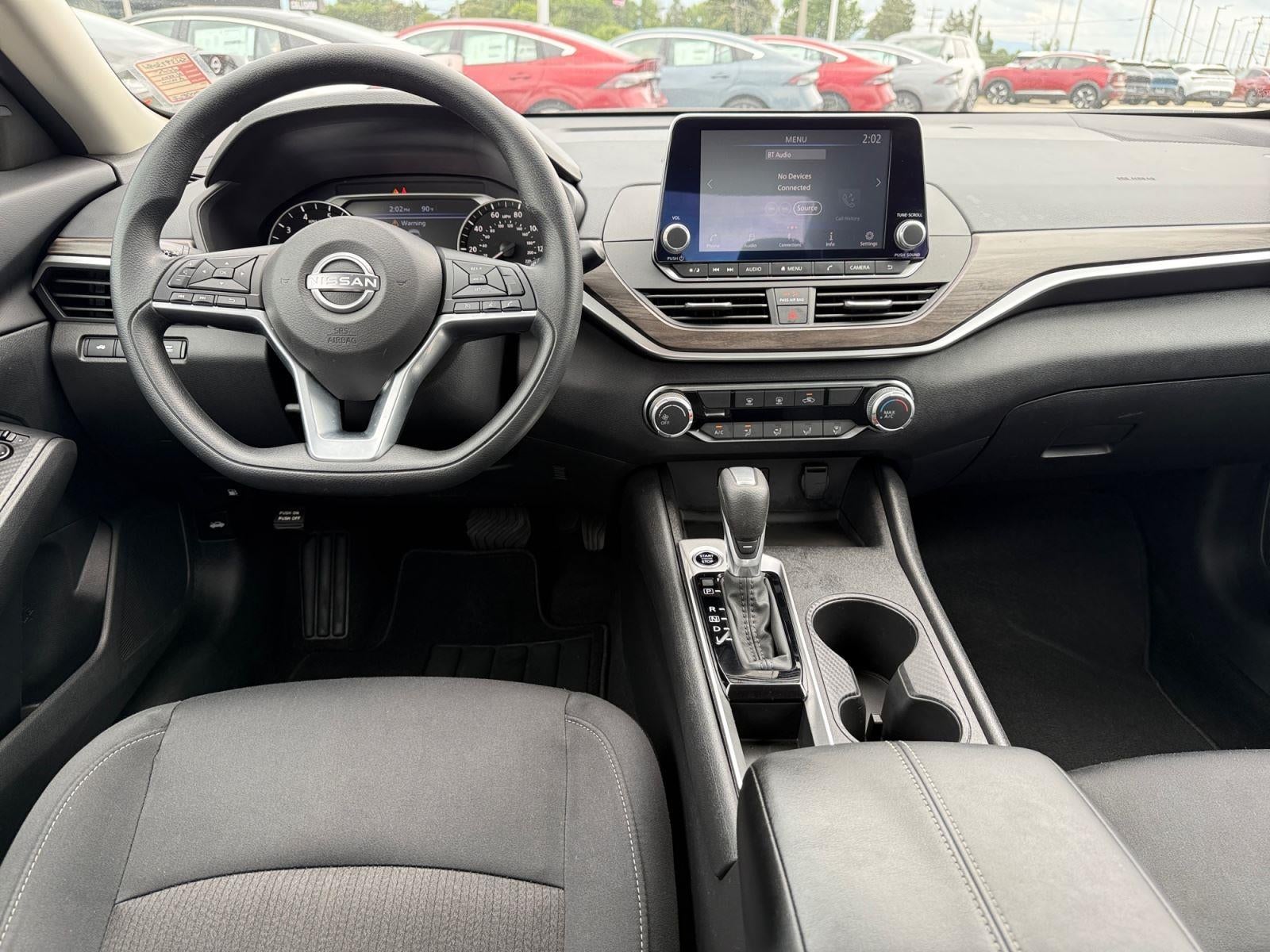 2025 Nissan Altima SV