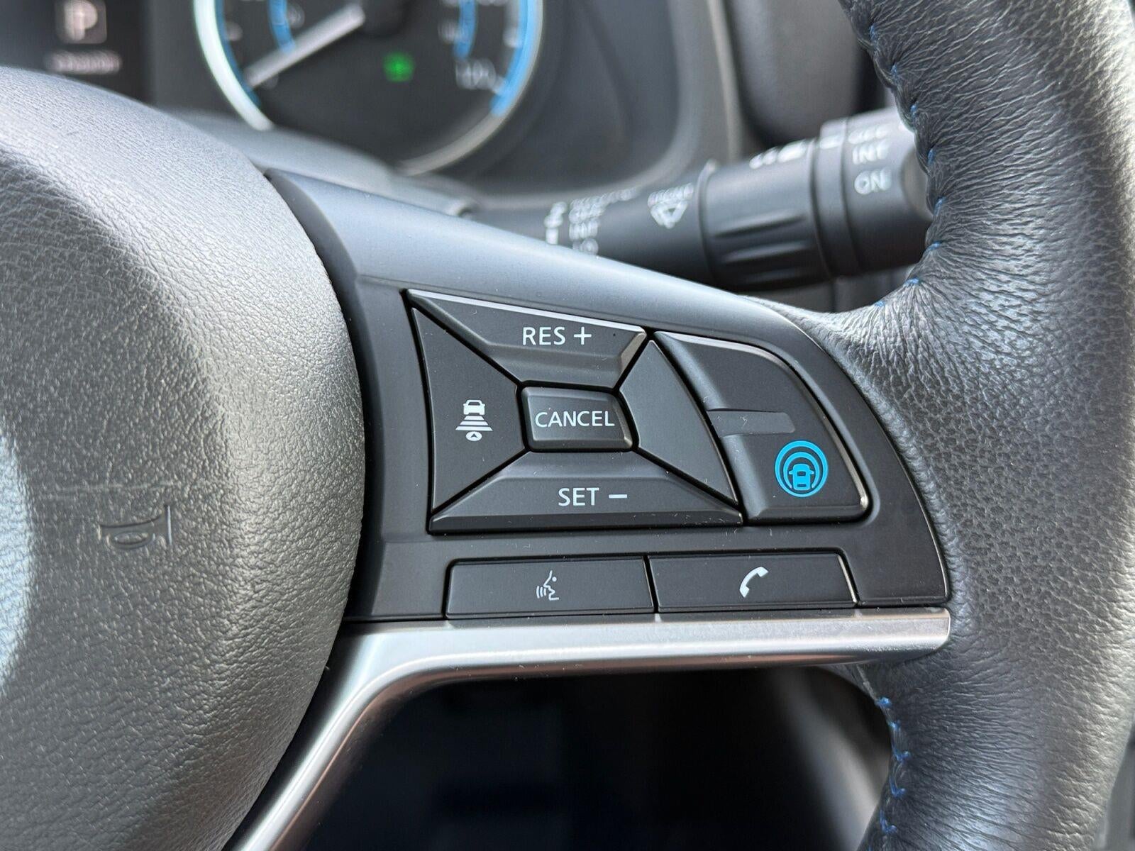 2022 Nissan Leaf SV PLUS