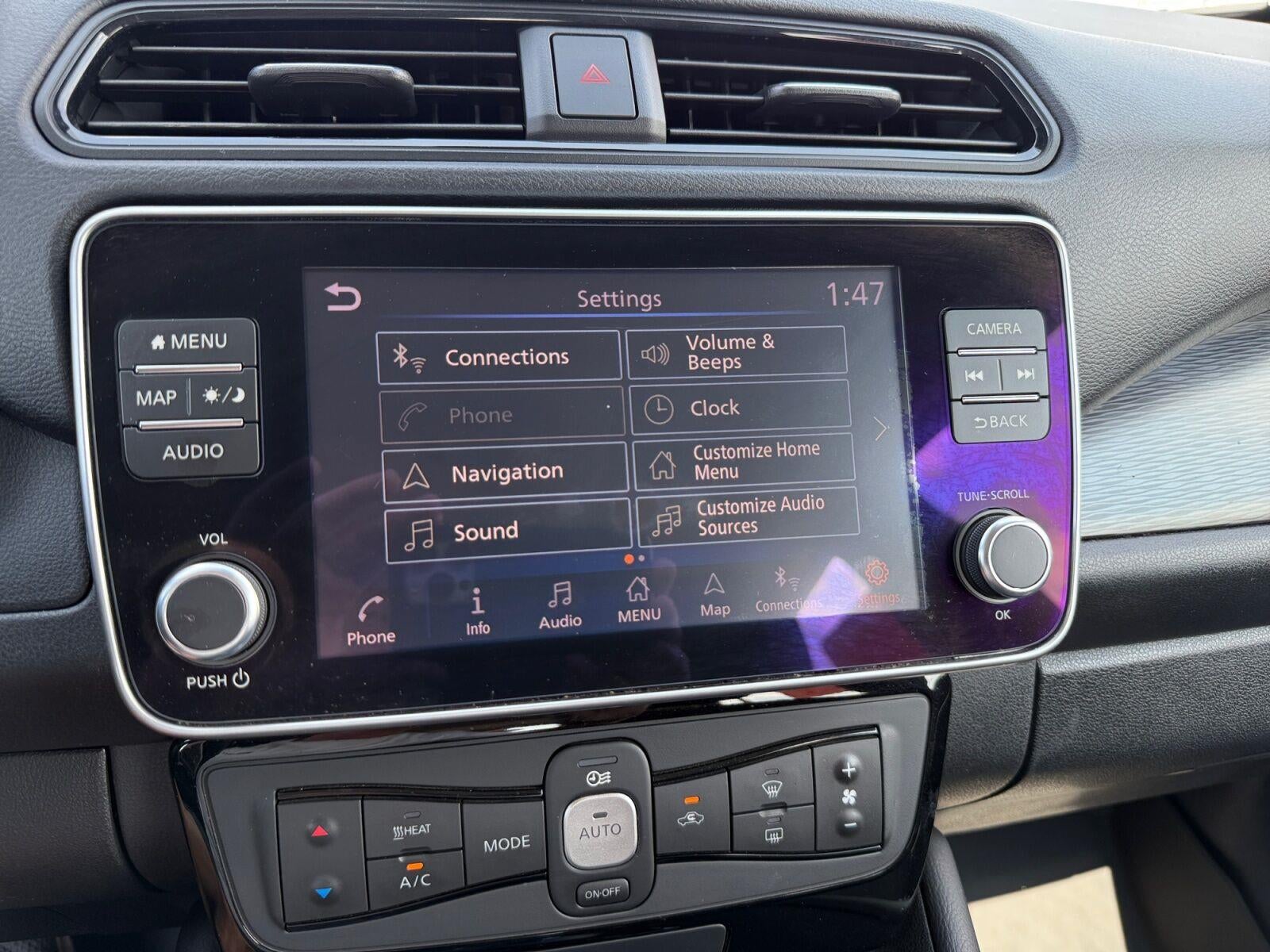2022 Nissan Leaf SV PLUS