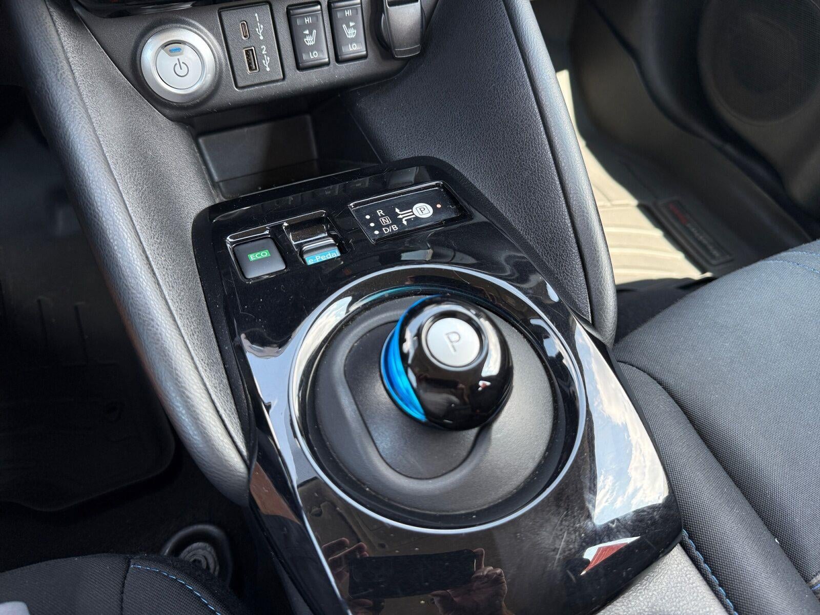 2022 Nissan Leaf SV PLUS