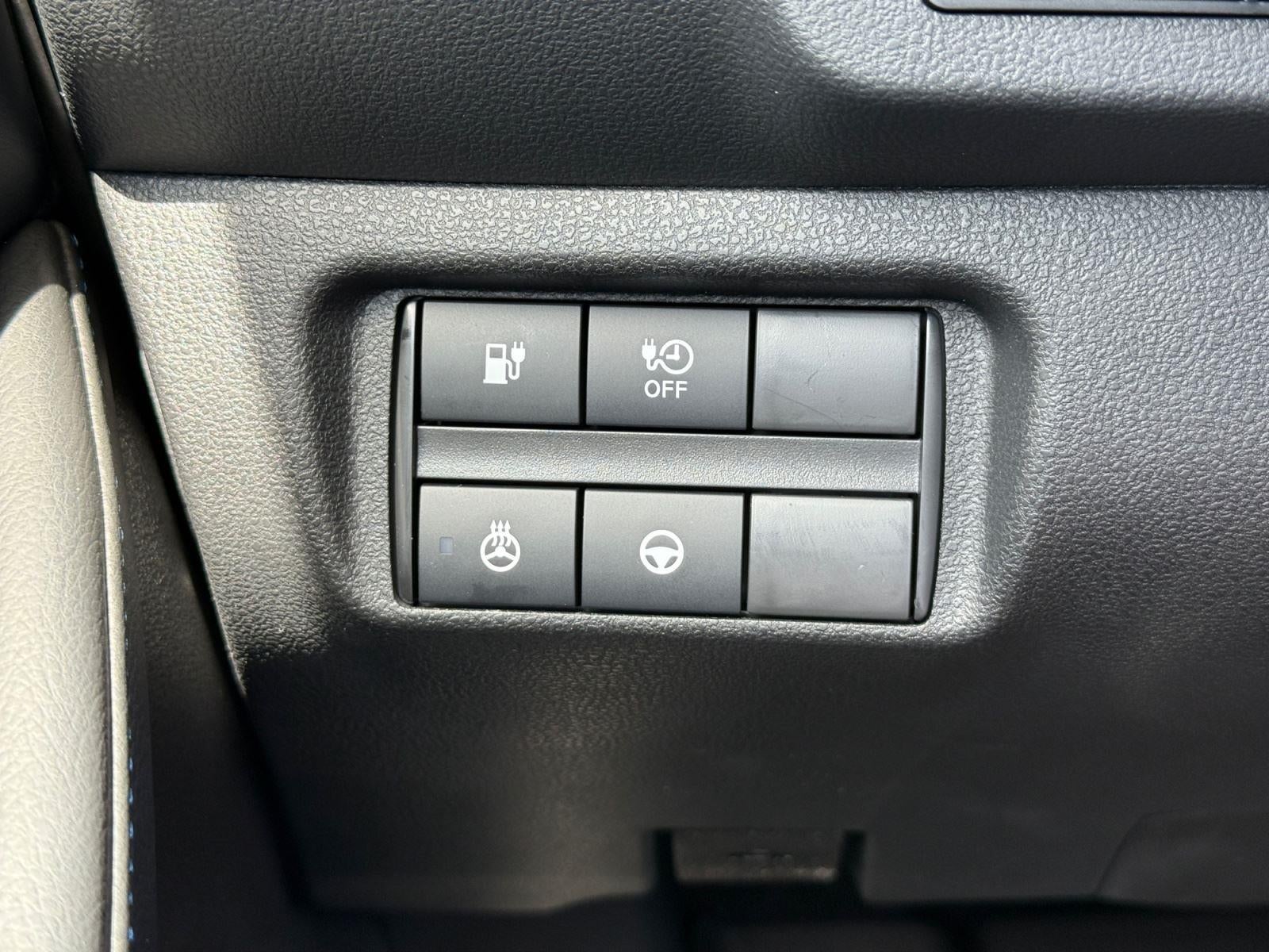 2022 Nissan LEAF SL PLUS