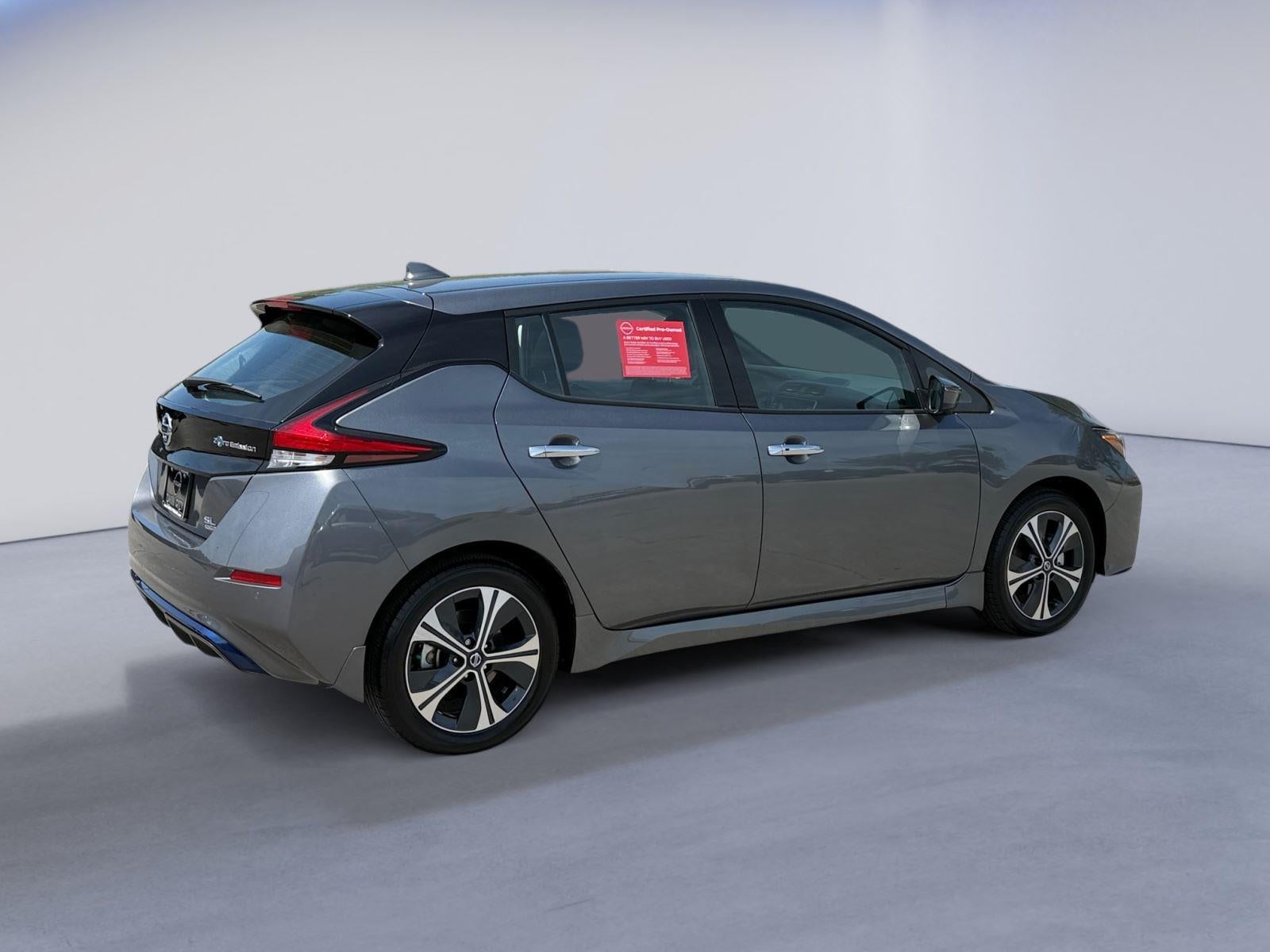 2022 Nissan LEAF SL PLUS