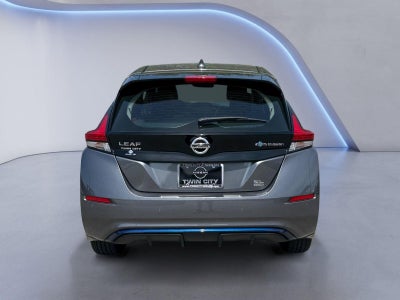 2022 Nissan LEAF SL PLUS