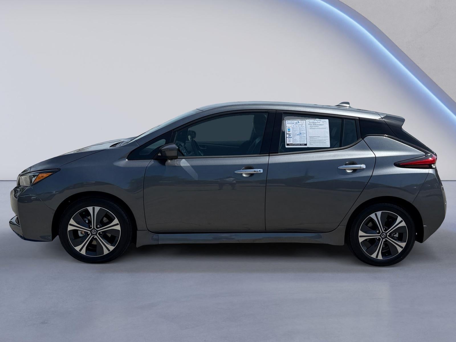 2022 Nissan LEAF SL PLUS