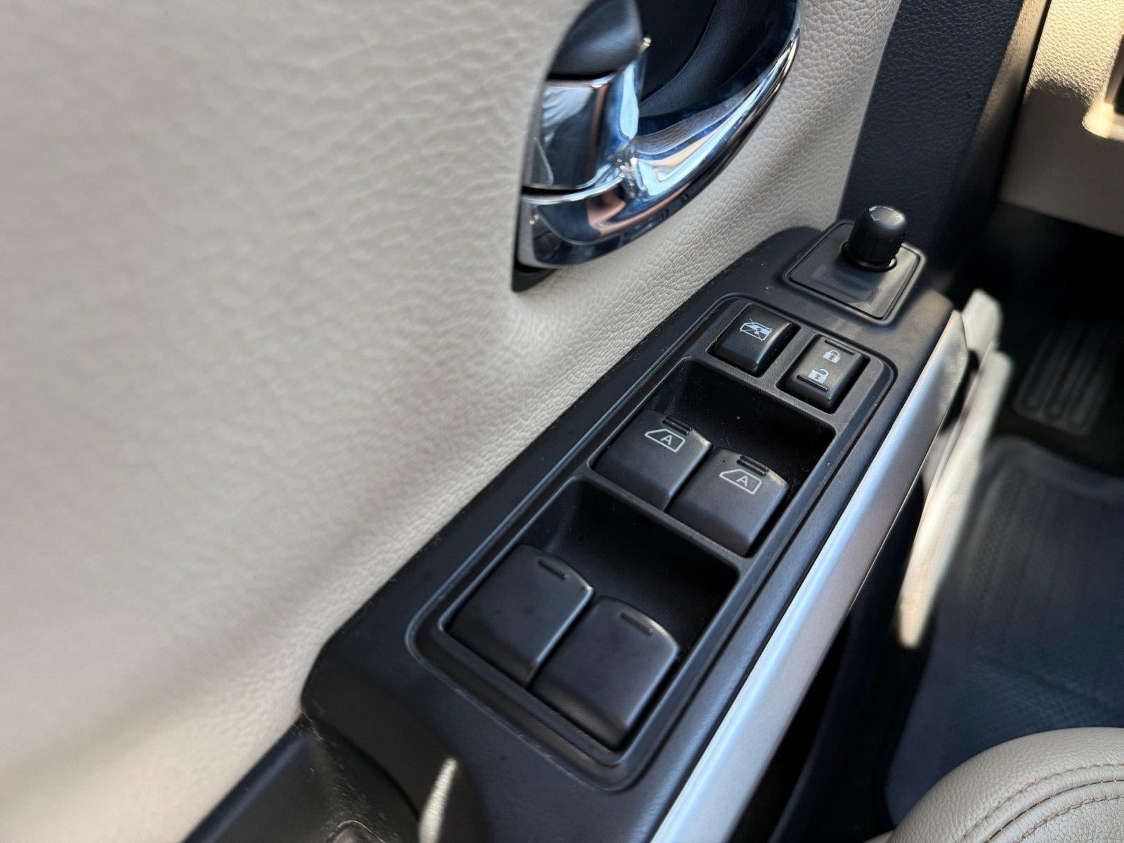 2019 Nissan Titan SV