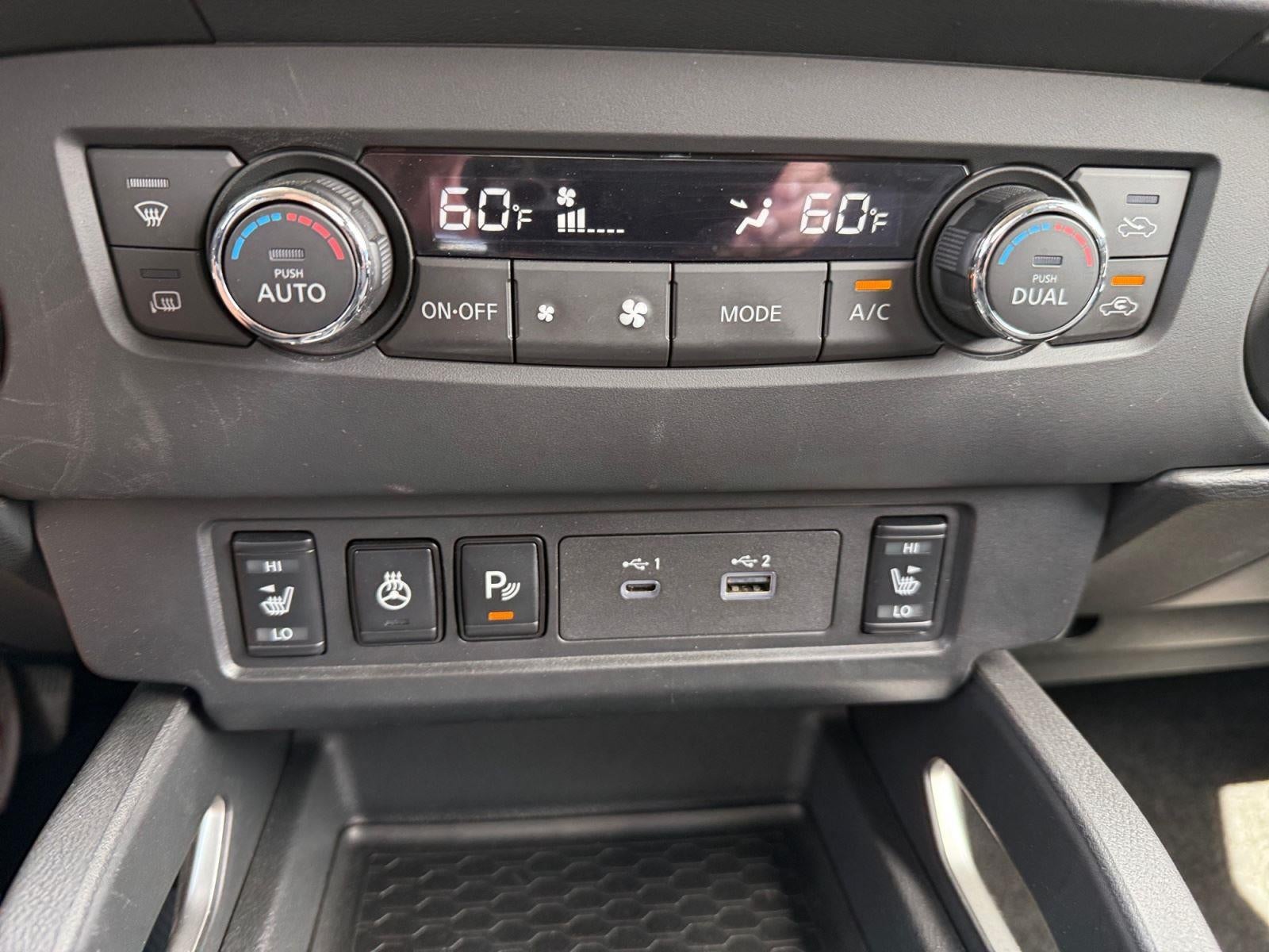 2024 Nissan Frontier SV