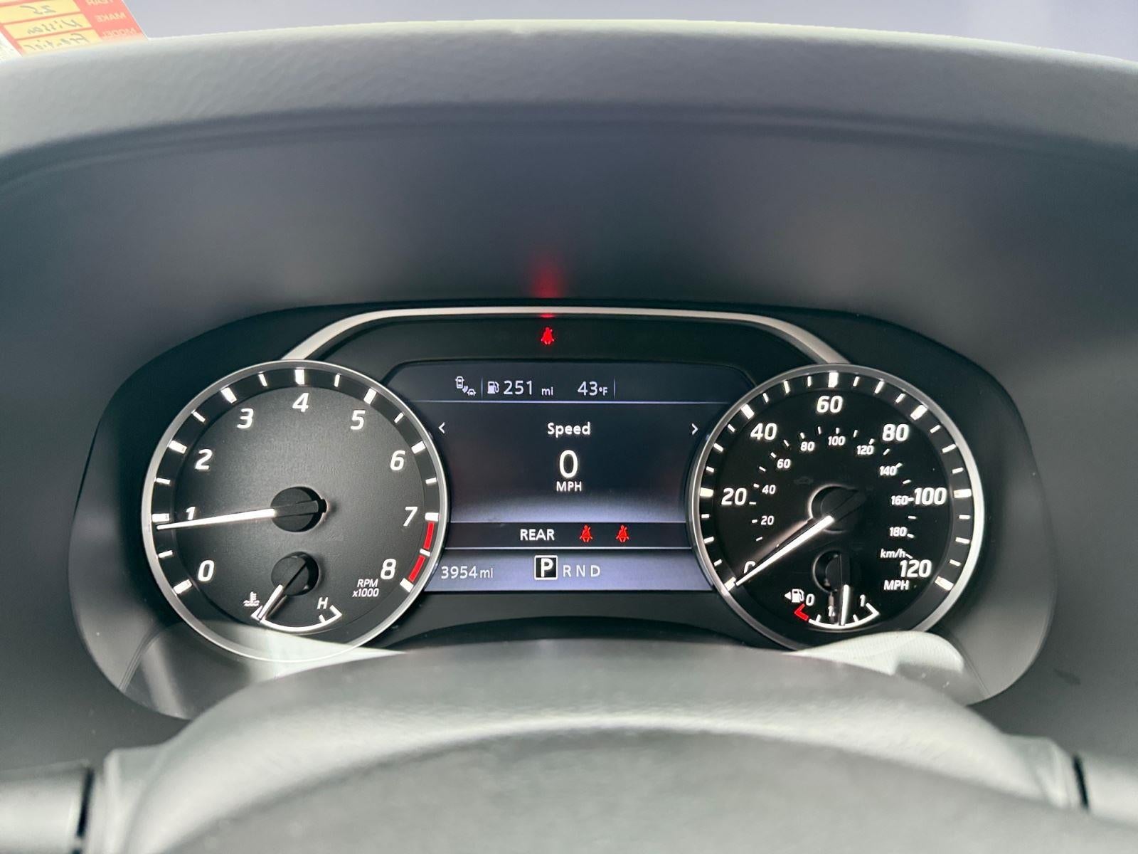 2025 Nissan Frontier SV