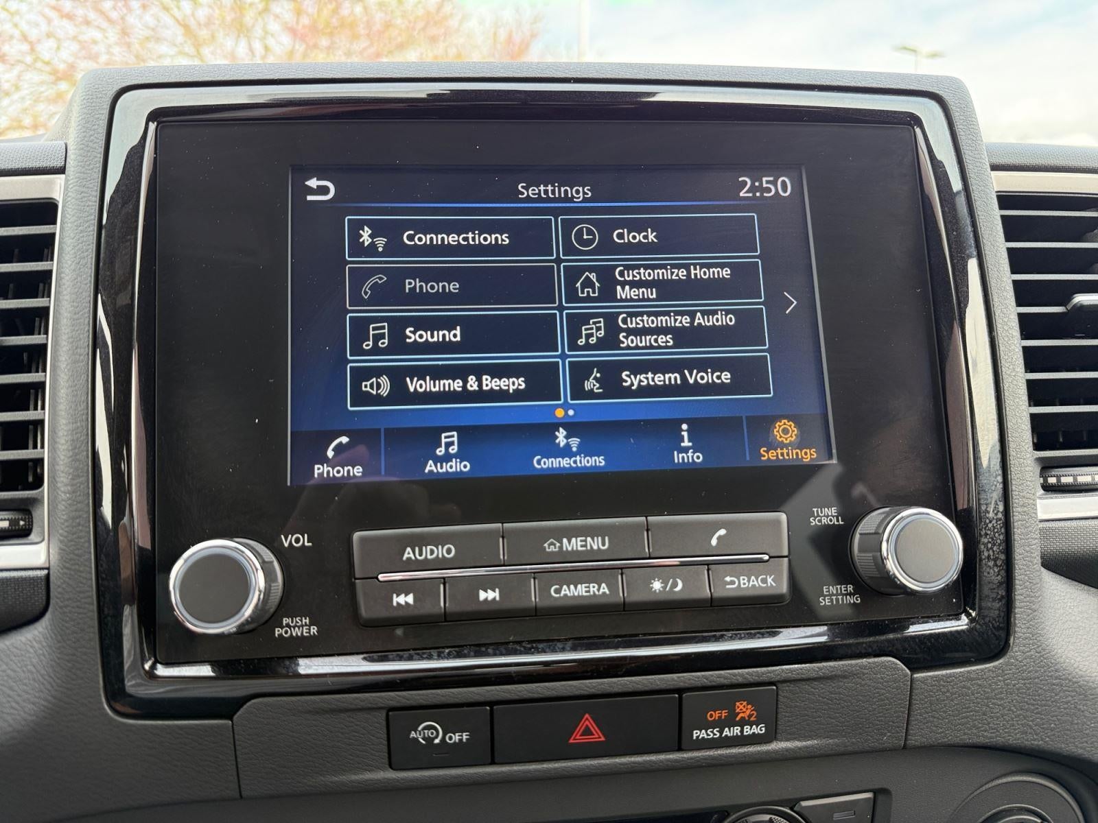 2024 Nissan Frontier SL