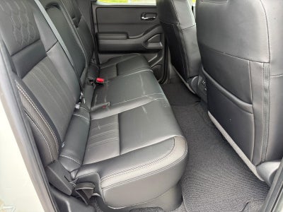 2025 Nissan Frontier SL