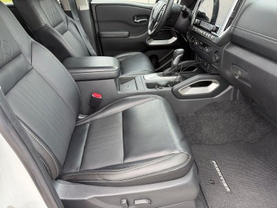 2025 Nissan Frontier SL