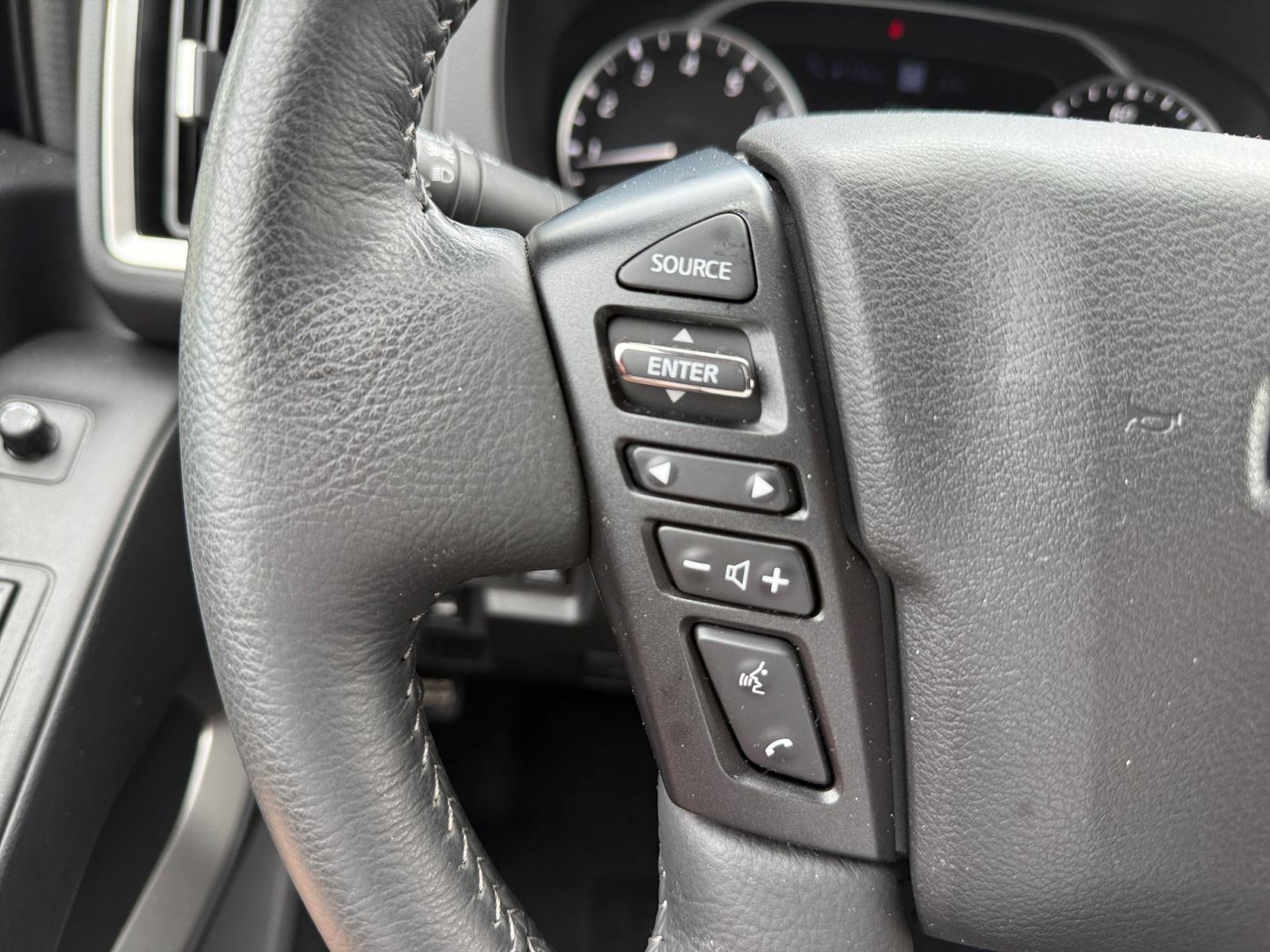 2025 Nissan Frontier SL