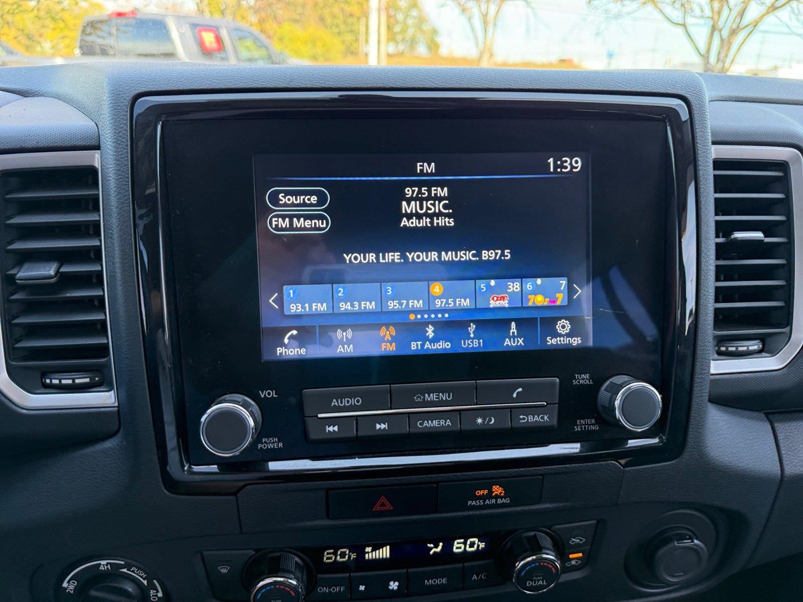 2022 Nissan FRONTIER SV