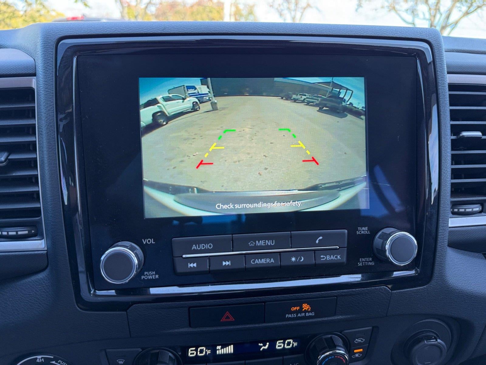 2022 Nissan FRONTIER SV
