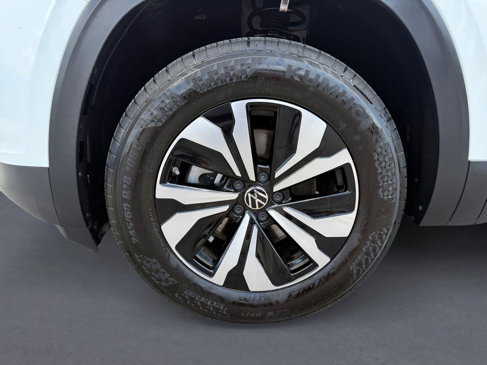 2024 Volkswagen Atlas 2.0T SE