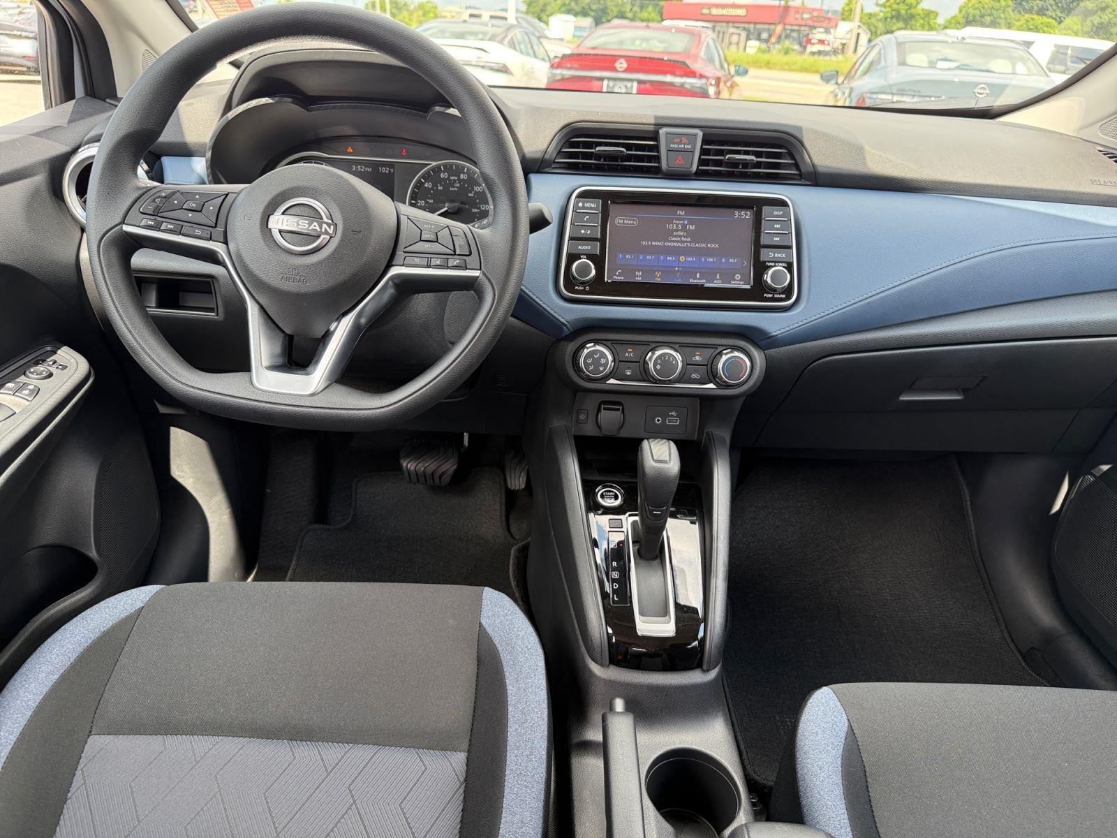 2025 Nissan Versa SV