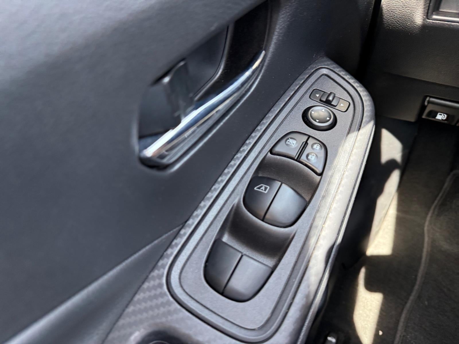 2024 Nissan Versa SV