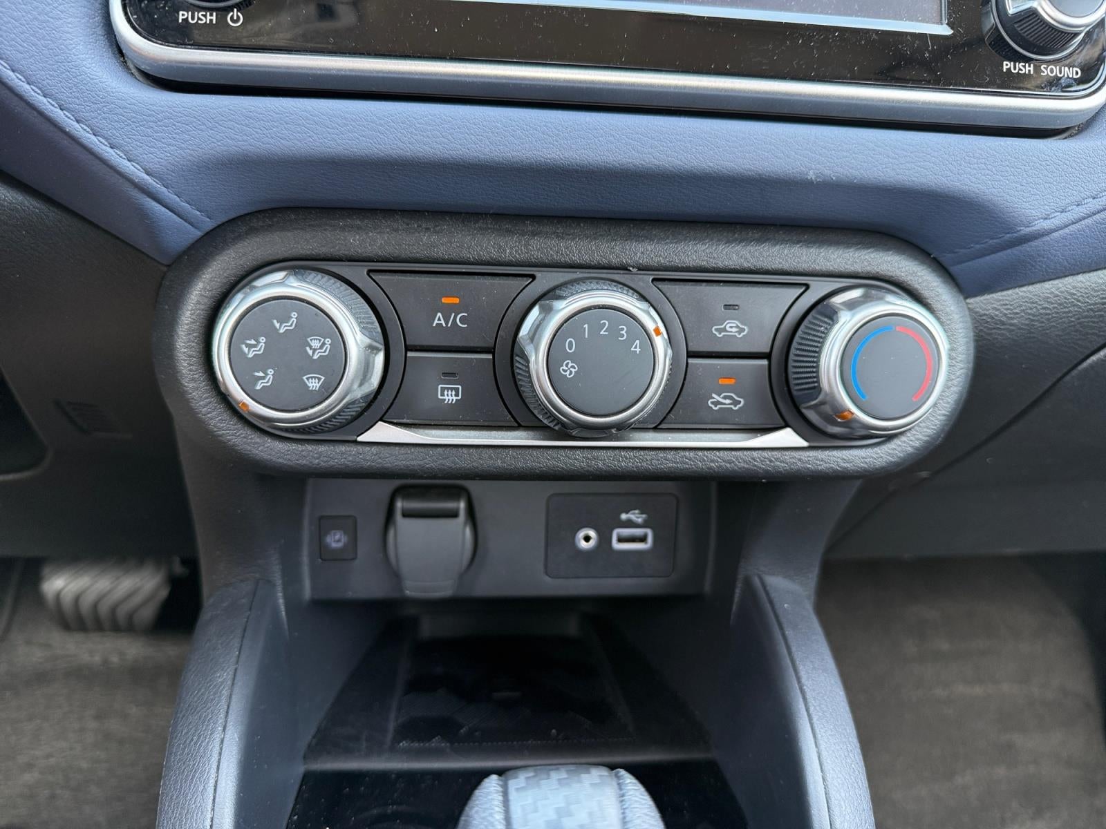 2024 Nissan Versa SV
