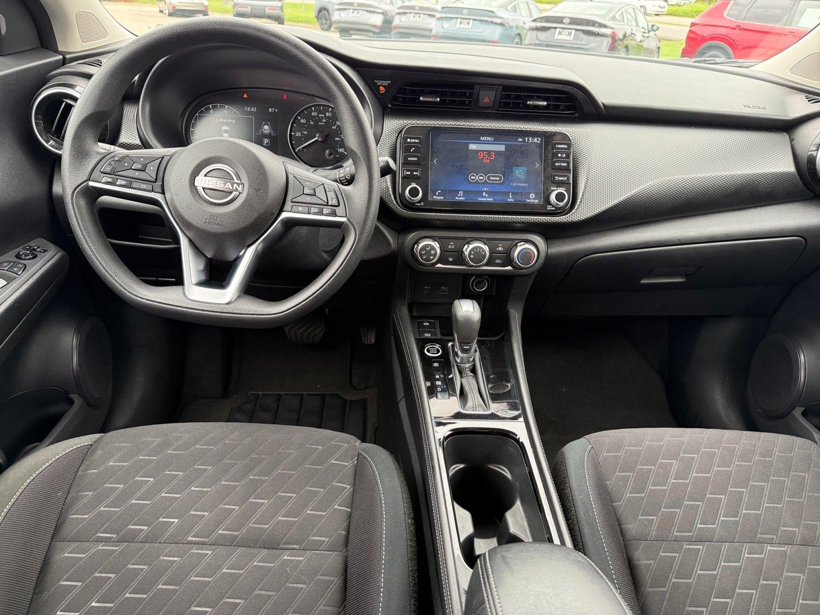 2024 Nissan Kicks SV