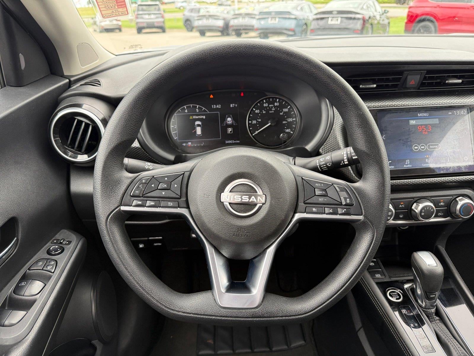 2024 Nissan Kicks SV