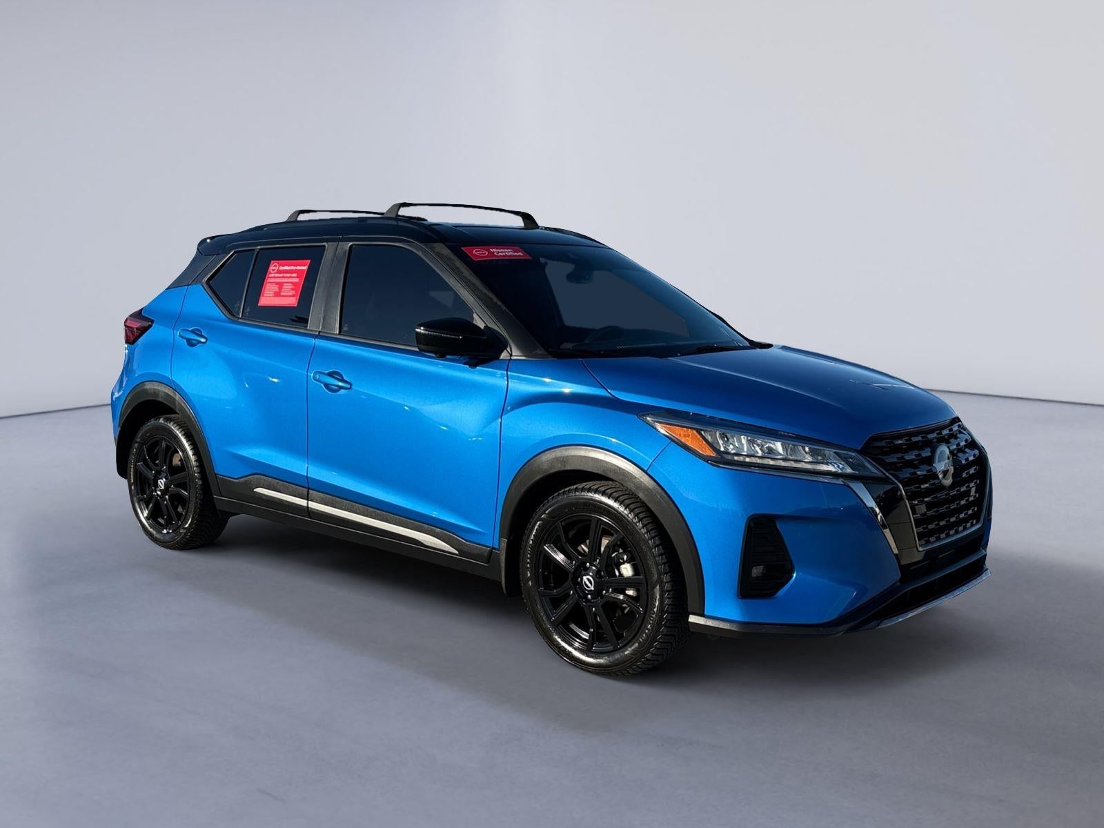 2022 Nissan Kicks SR