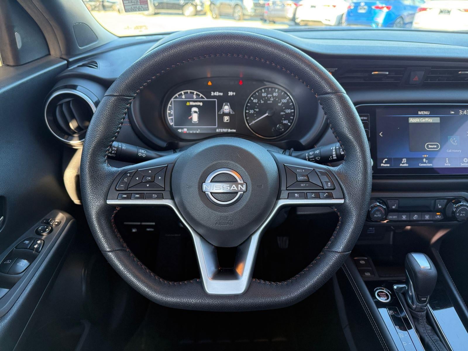 2022 Nissan Kicks SR