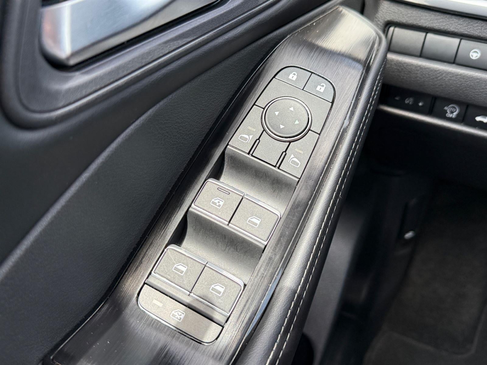 2026 Nissan Rogue SL