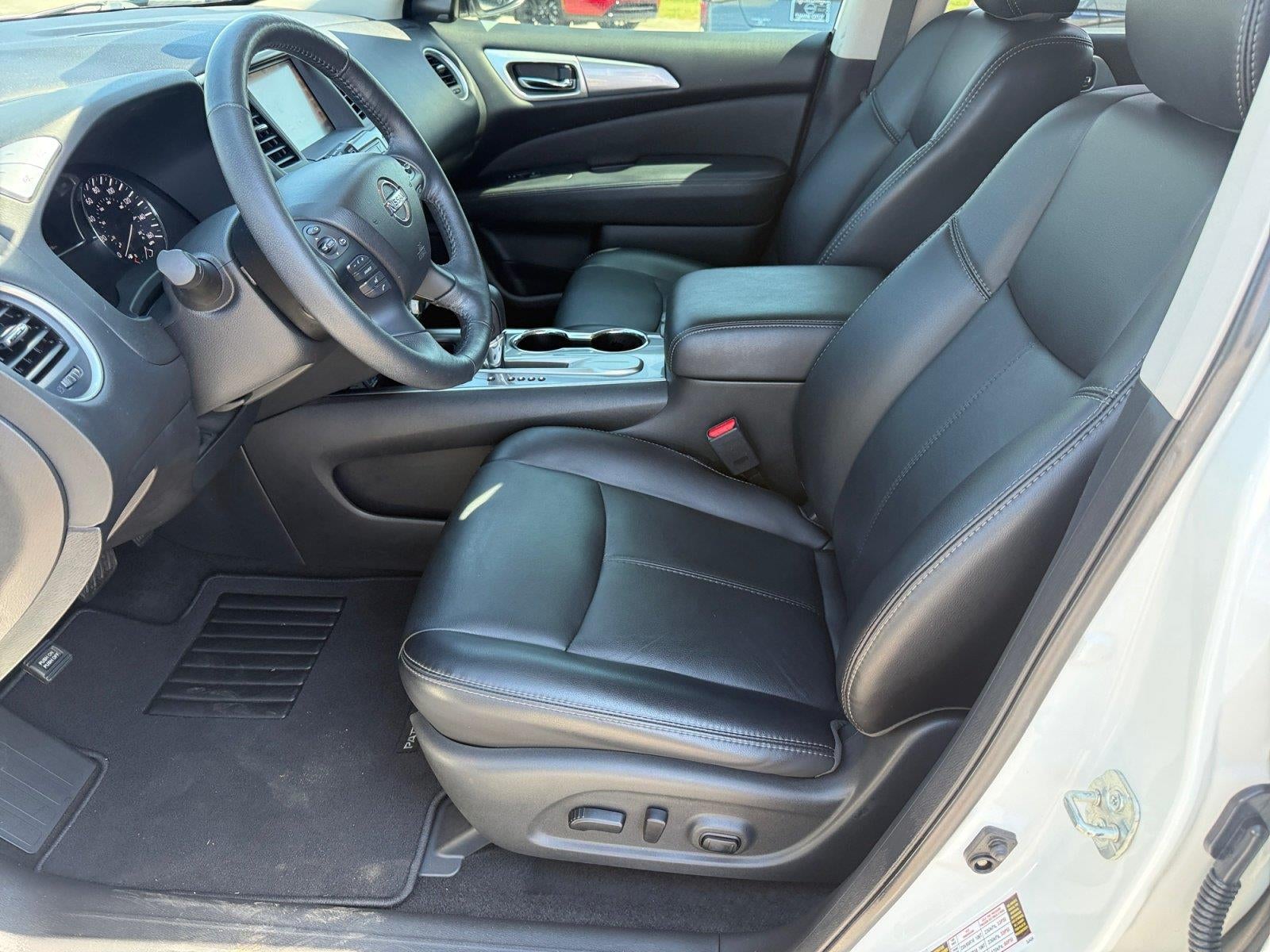 2019 Nissan Pathfinder SL