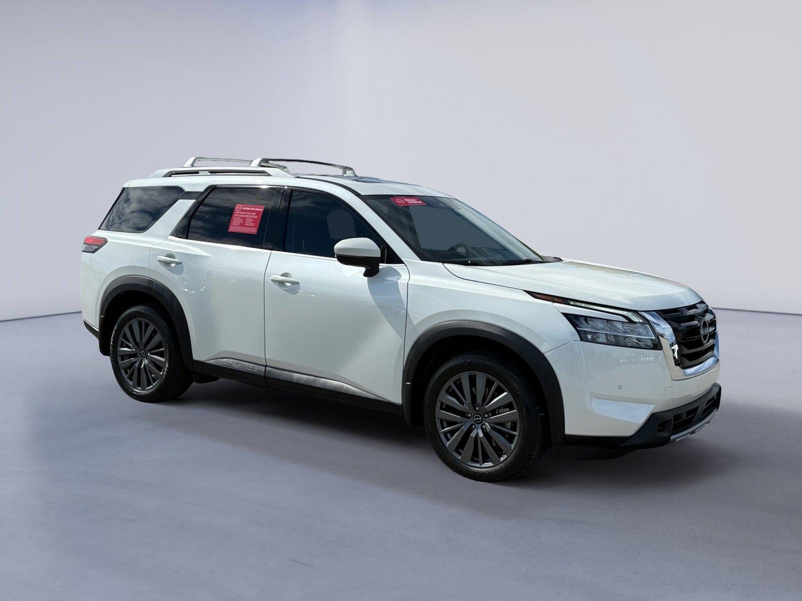 2024 Nissan Pathfinder SL