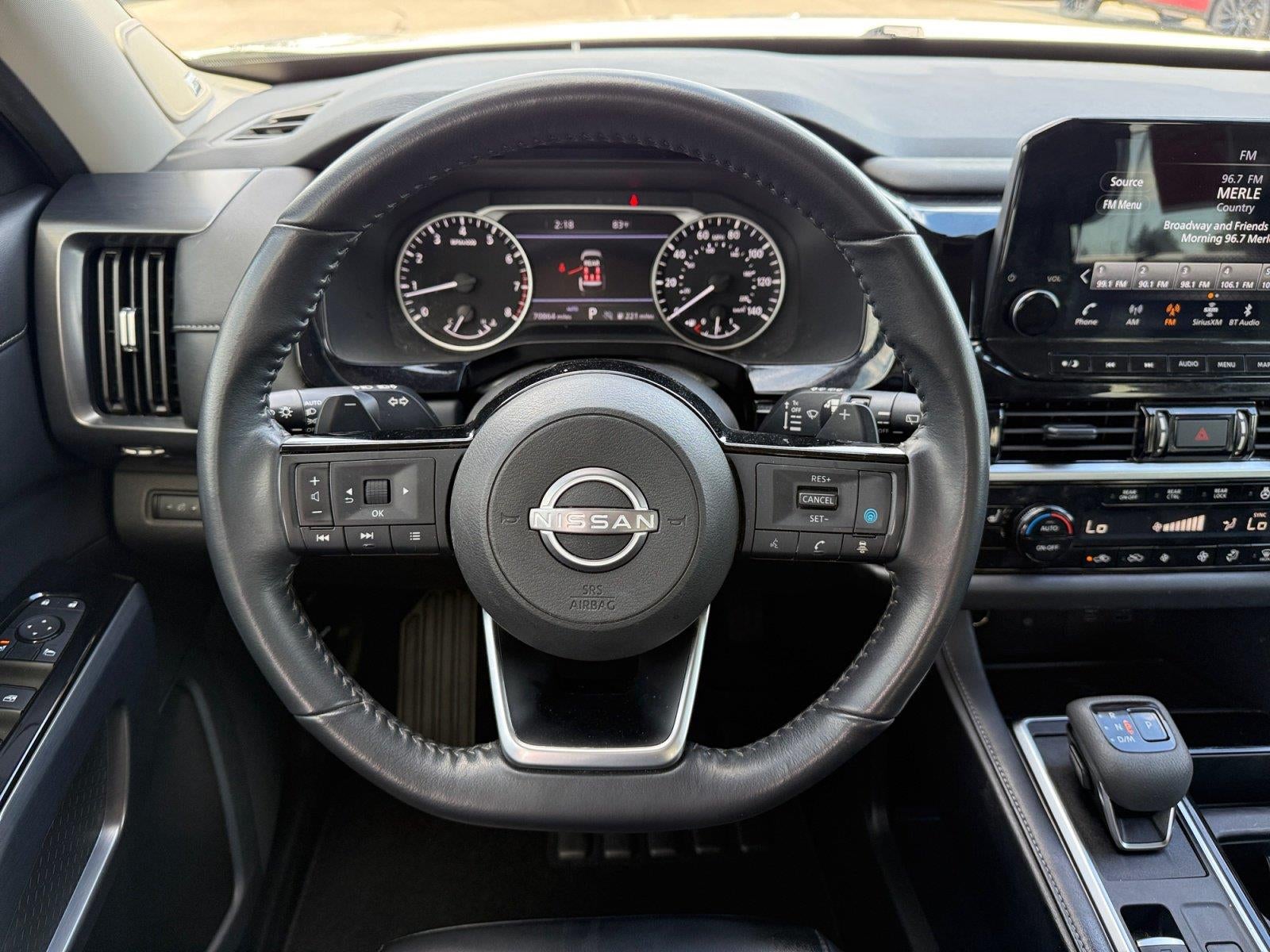 2024 Nissan Pathfinder SL