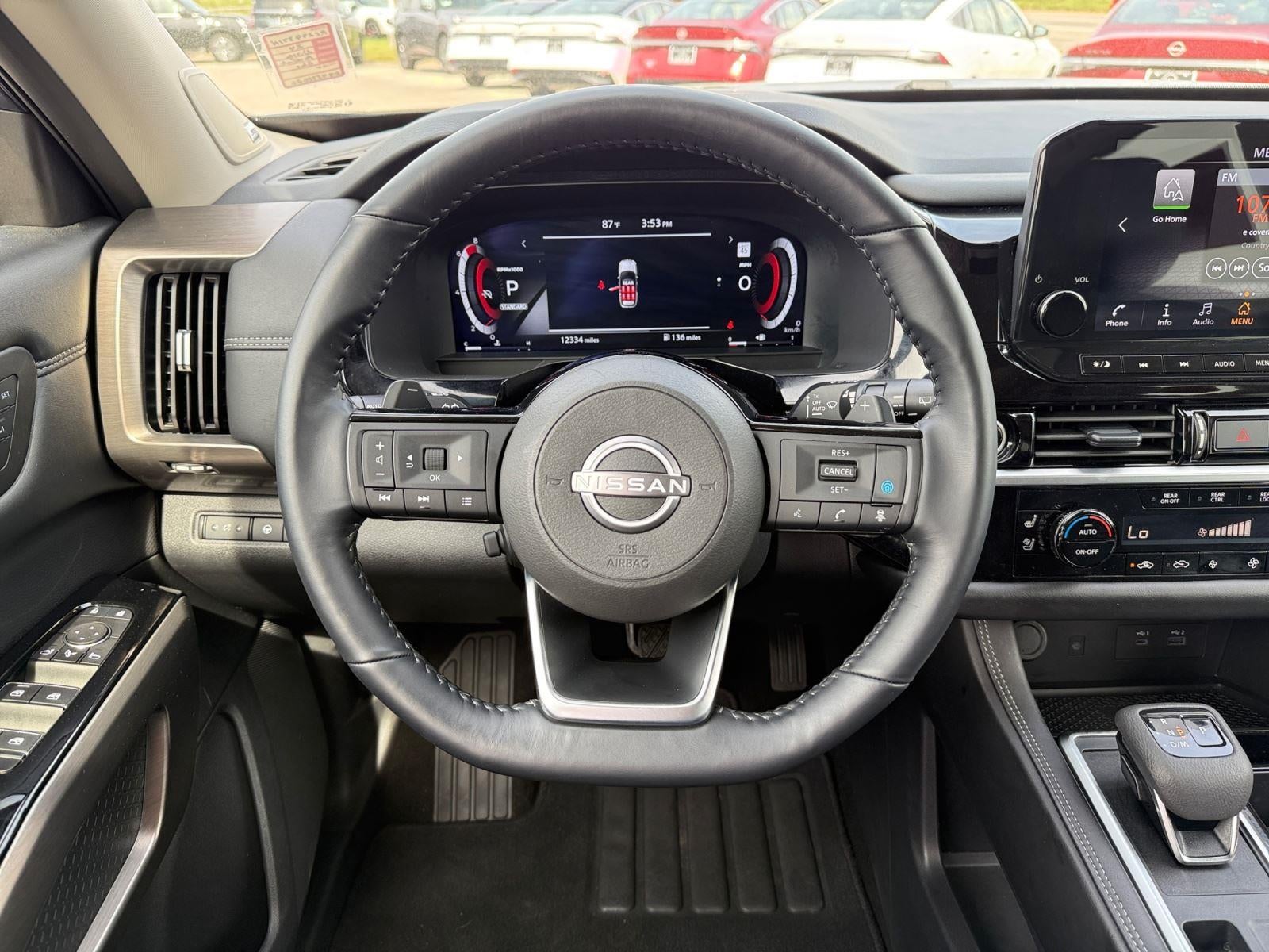 2024 Nissan Pathfinder Platinum