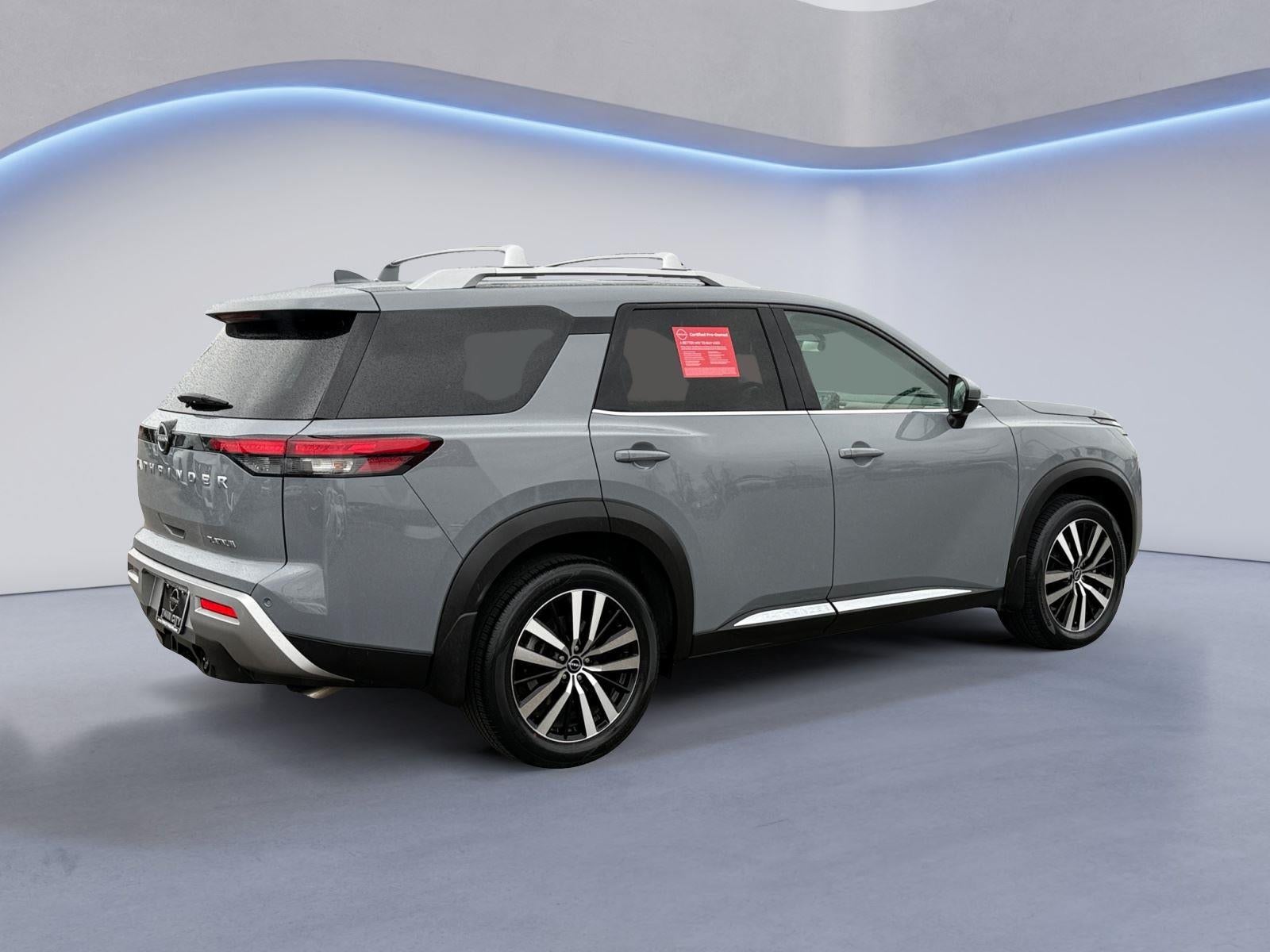 2024 Nissan Pathfinder Platinum