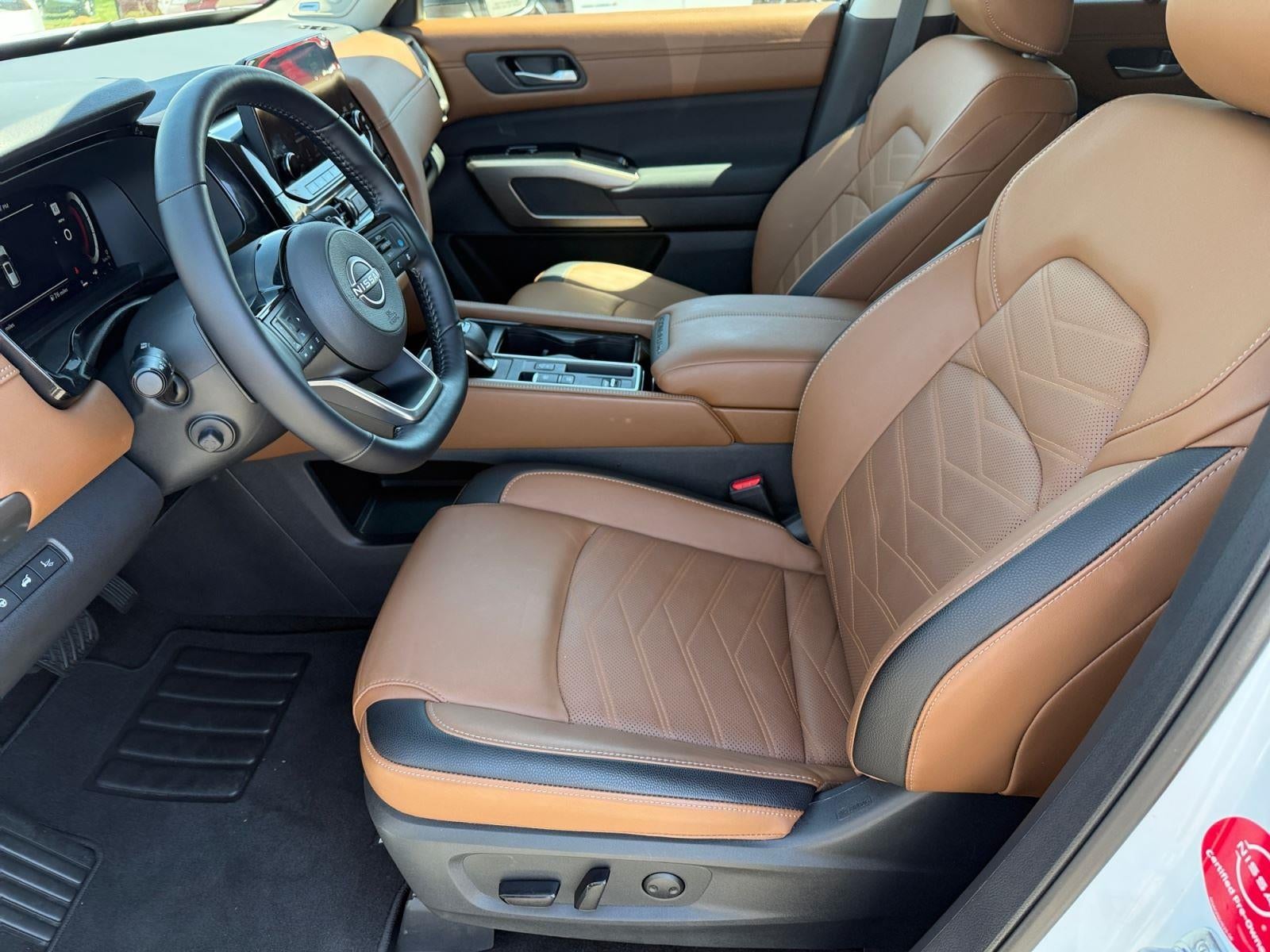 2025 Nissan Pathfinder Platinum