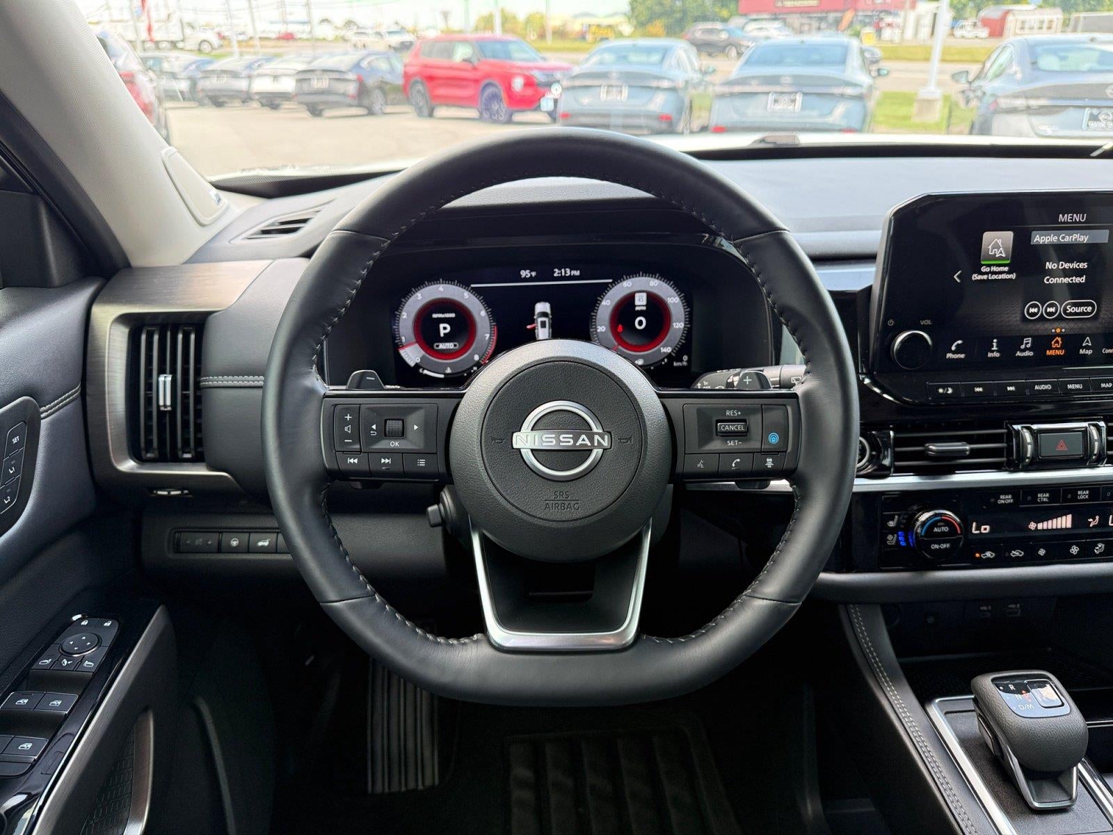 2024 Nissan Pathfinder Platinum