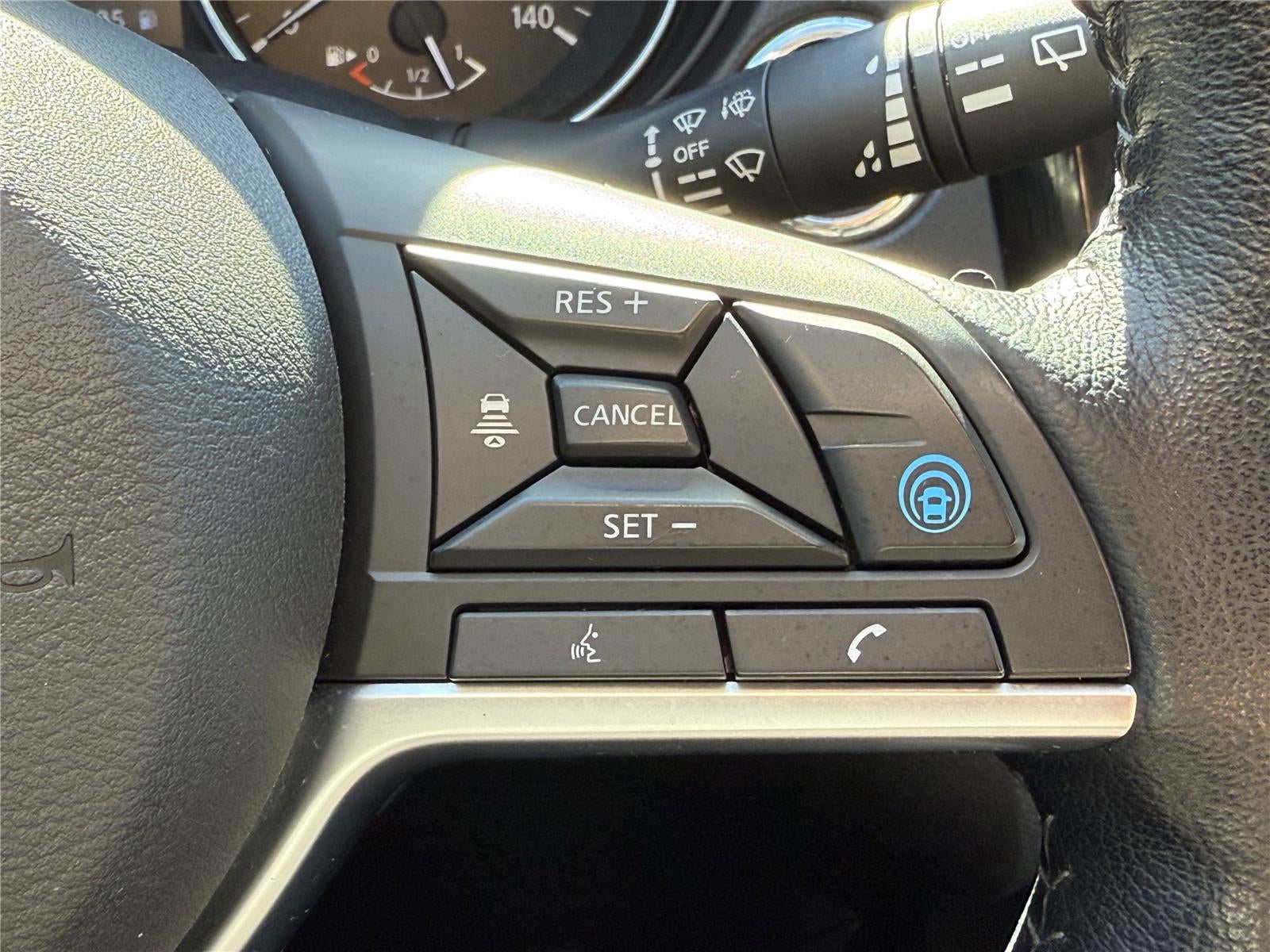 2022 Nissan Rogue Sport SV