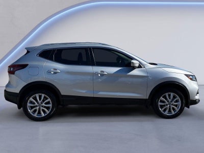 2022 Nissan Rogue Sport SV