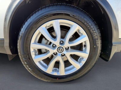 2022 Nissan Rogue Sport SV