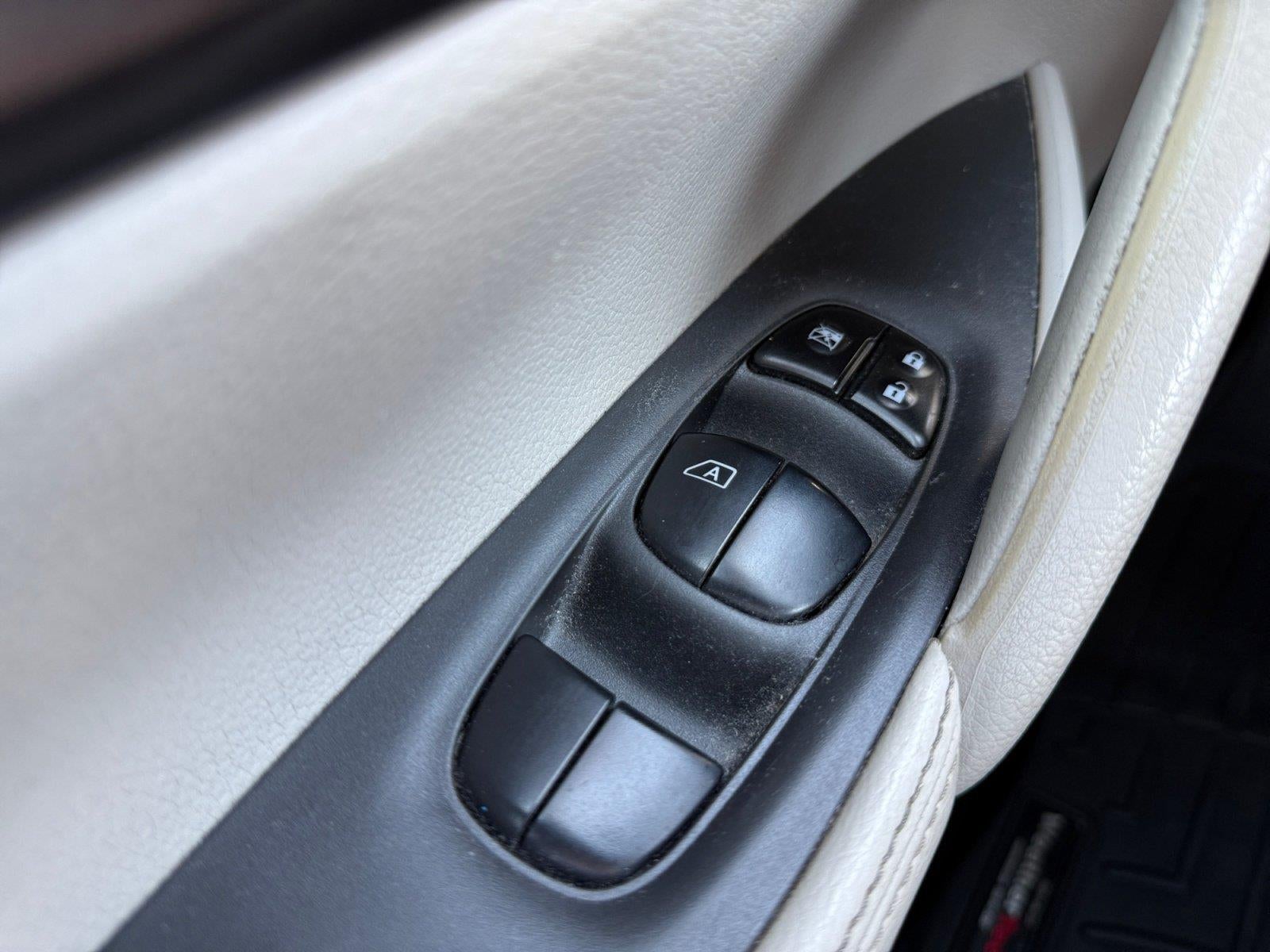 2017 Nissan Rogue Sport S