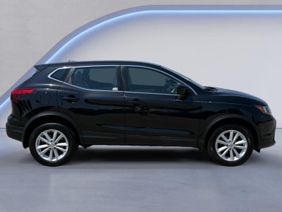 2017 Nissan Rogue Sport S